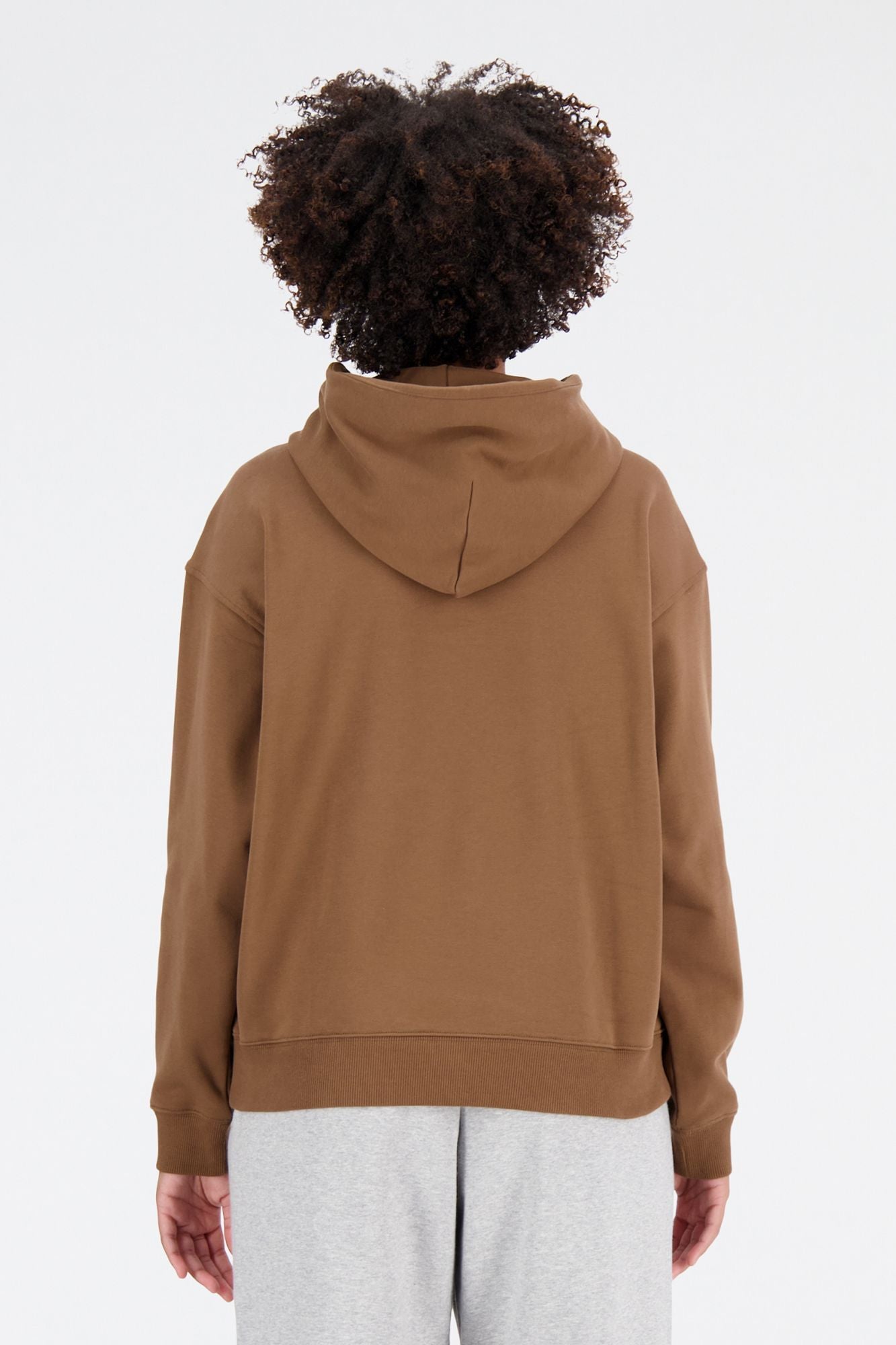 NEW BALANCE SPORT ESSENTIALS PREMIUM FLEECE HOODIE en color MARRON (4)