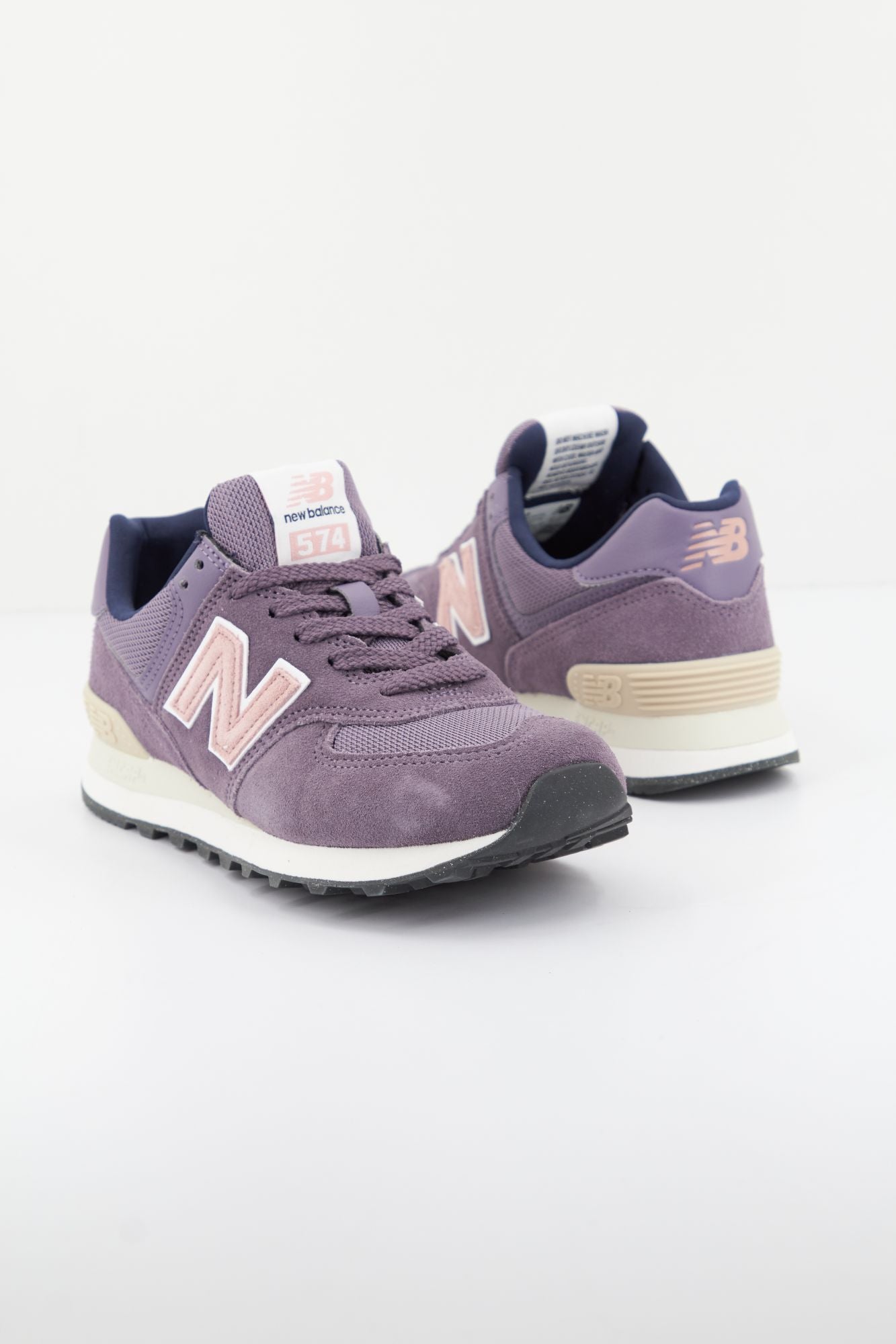 NEW BALANCE WL574 TP2 en color VIOLETA (2)