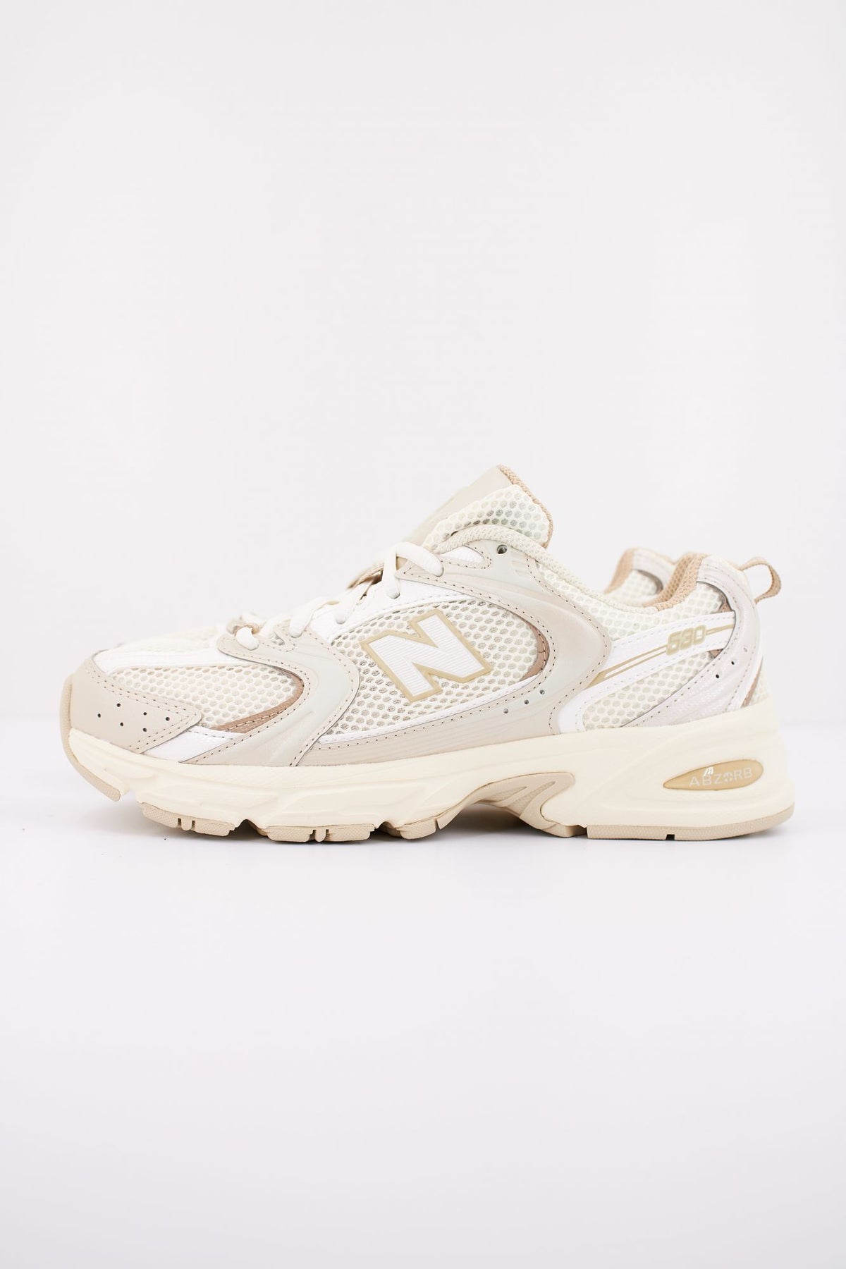NEW BALANCE 530 MR530AA en color BEIS (1)