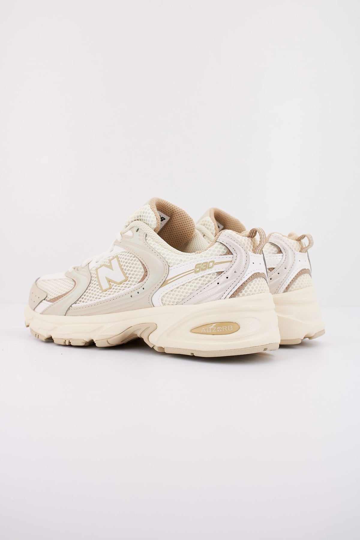 NEW BALANCE 530 MR530AA en color BEIS (4)
