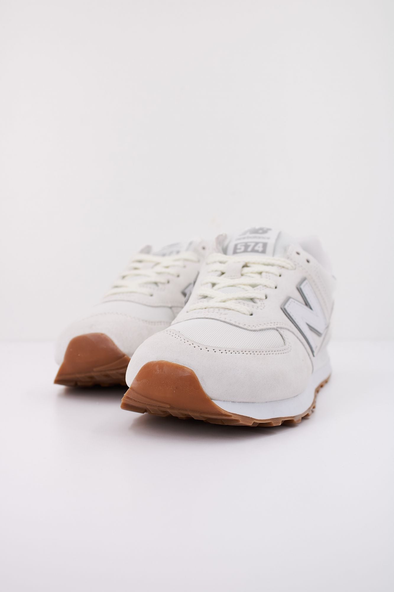 NEW BALANCE U574 RAD en color BLANCO (2)