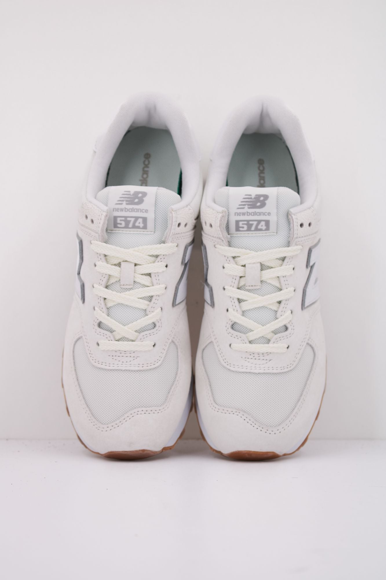 NEW BALANCE U574 RAD en color BLANCO (3)