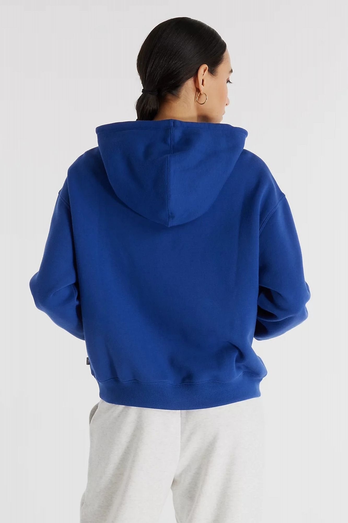 NEW BALANCE GRAPHIC FLEECE HOODIE en color AZUL (3)