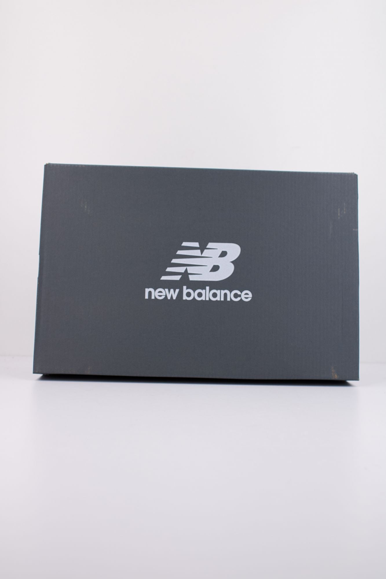 NEW BALANCE M1906 en color BLANCO (6)