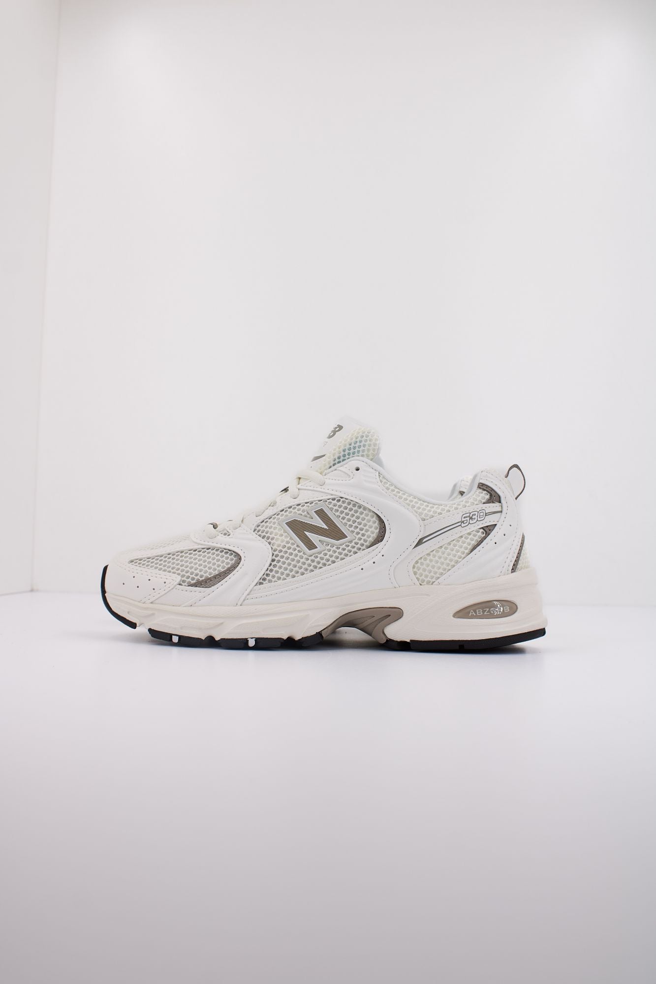 NEW BALANCE U530 en color BLANCO (1)