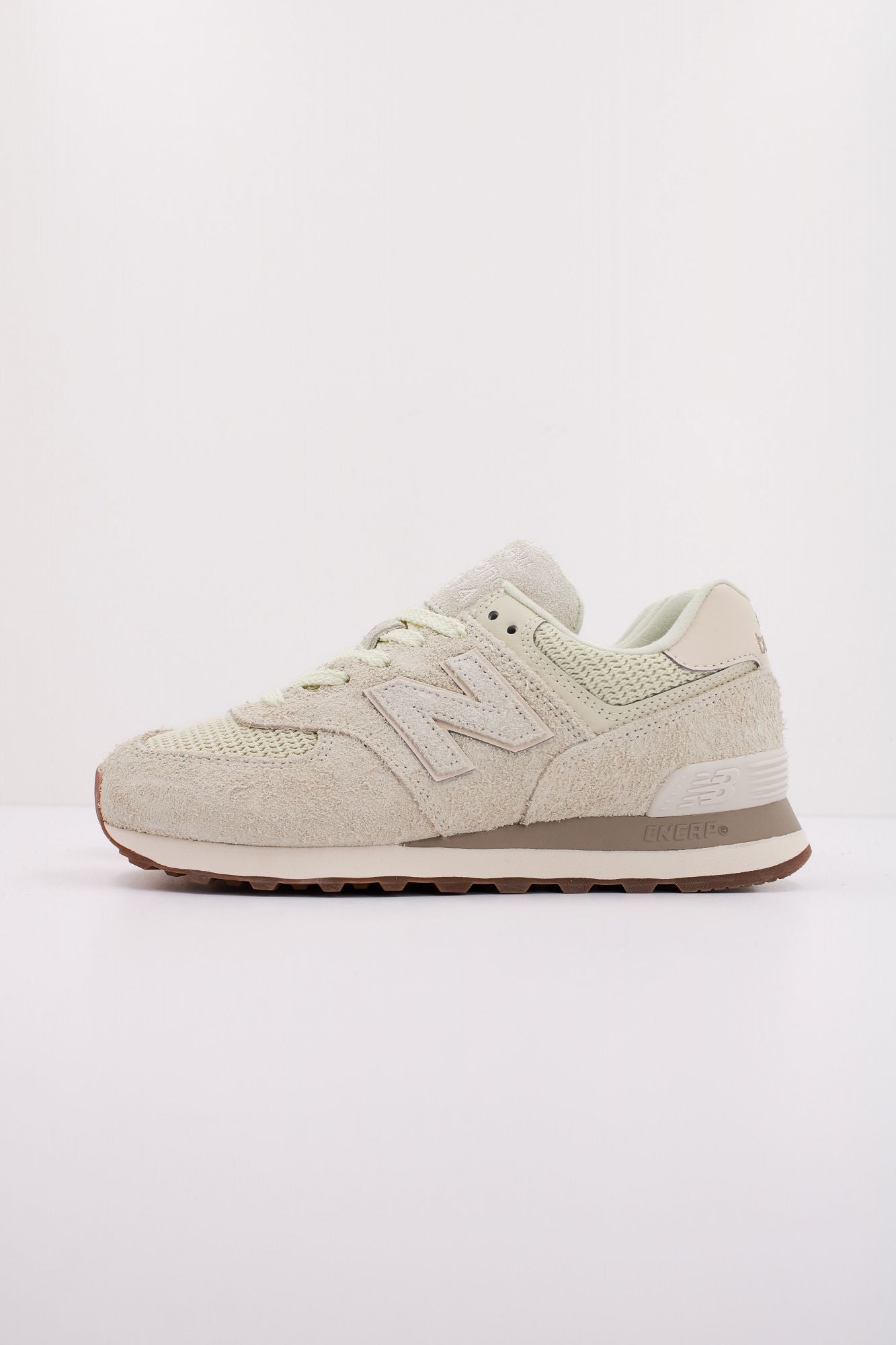 NEW BALANCE WL574 en color VERDE (1)