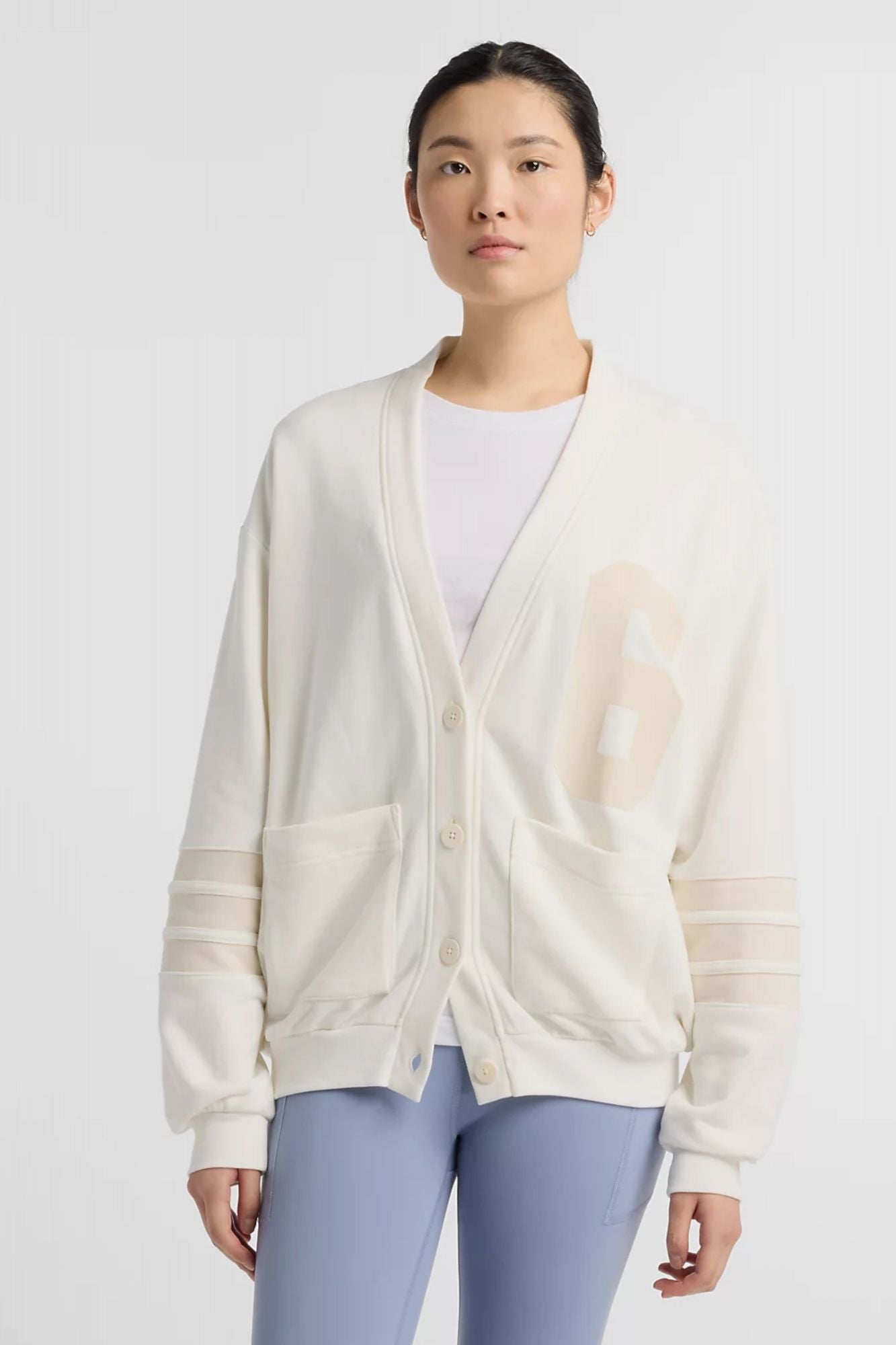 NEW BALANCE COASTAL FLEECE CARDIGAN en color BLANCO (1)