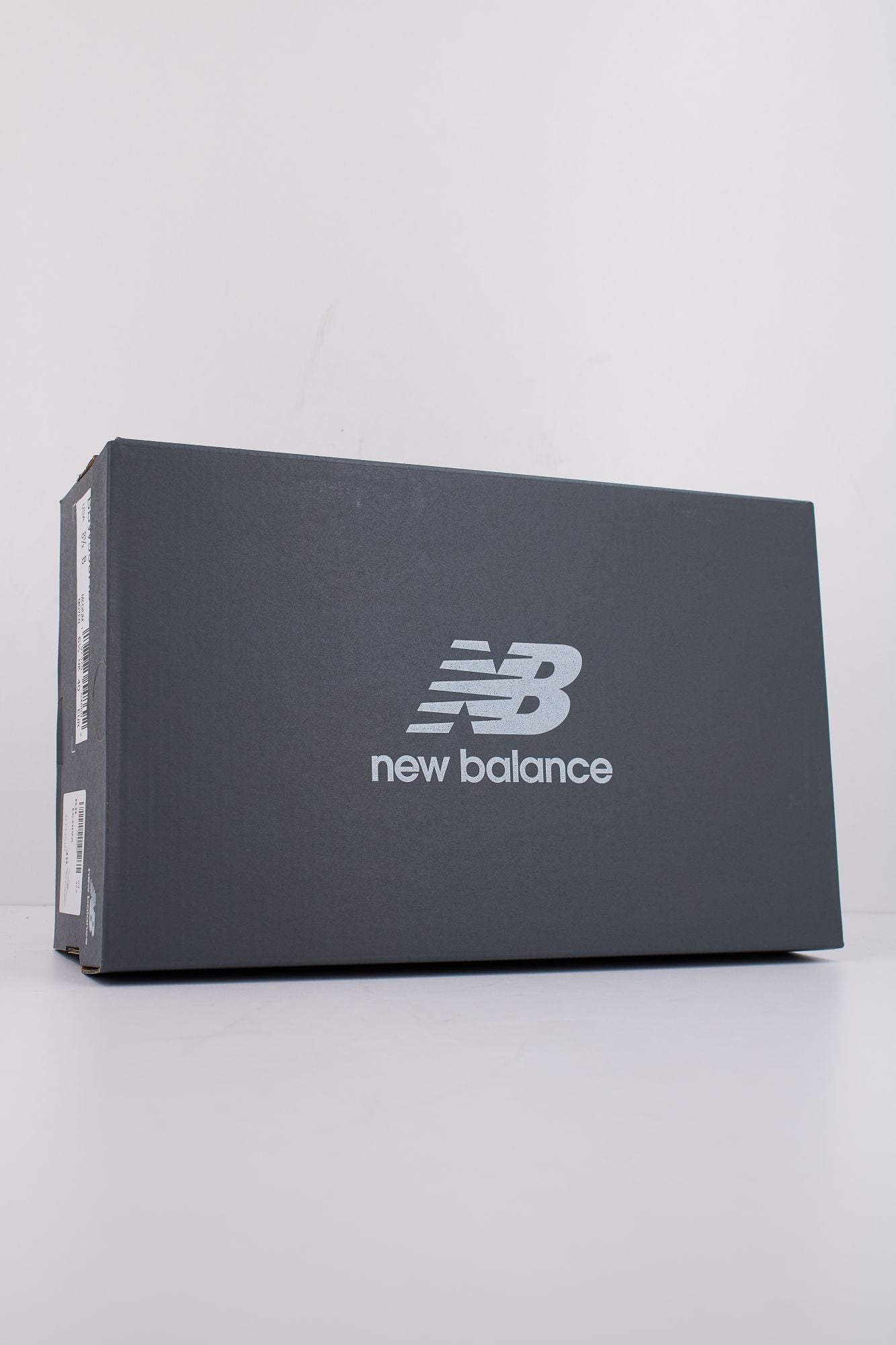NEW BALANCE BBW550 RB en color BEIS (6)
