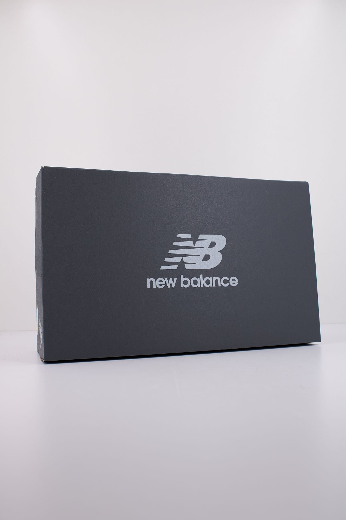 NEW BALANCE WL373 en color GRIS (6)