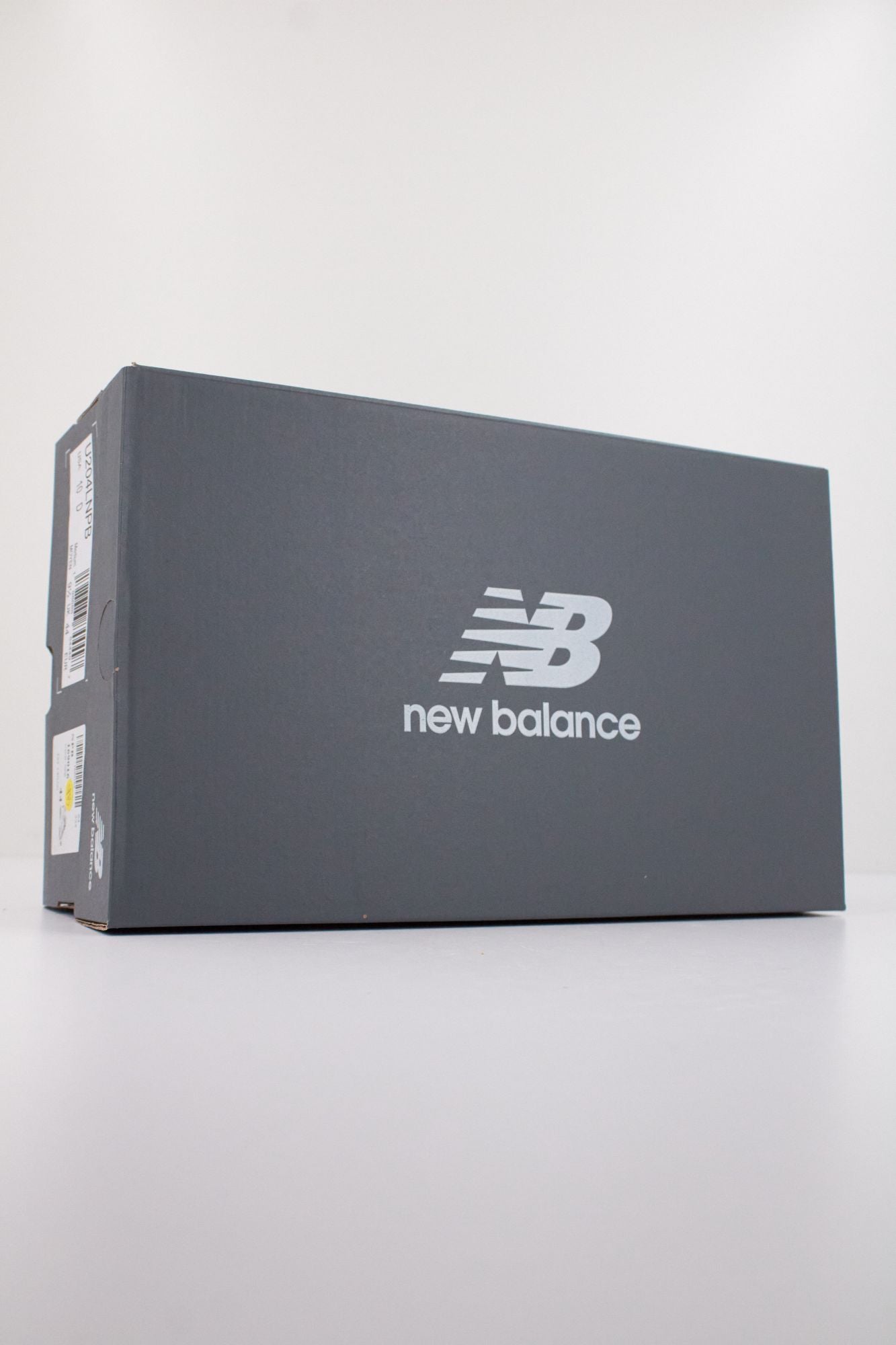 NEW BALANCE U204L NPB en color GRIS (6)