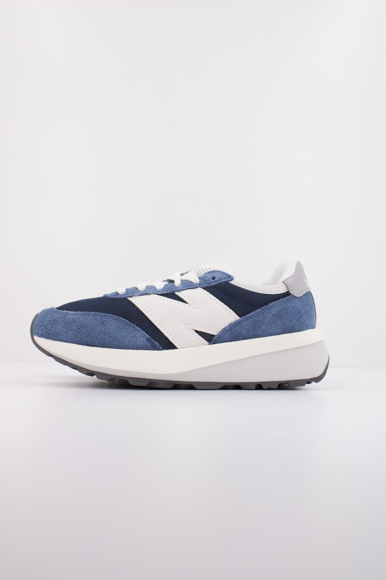 NEW BALANCE U370 en color AZUL (1)