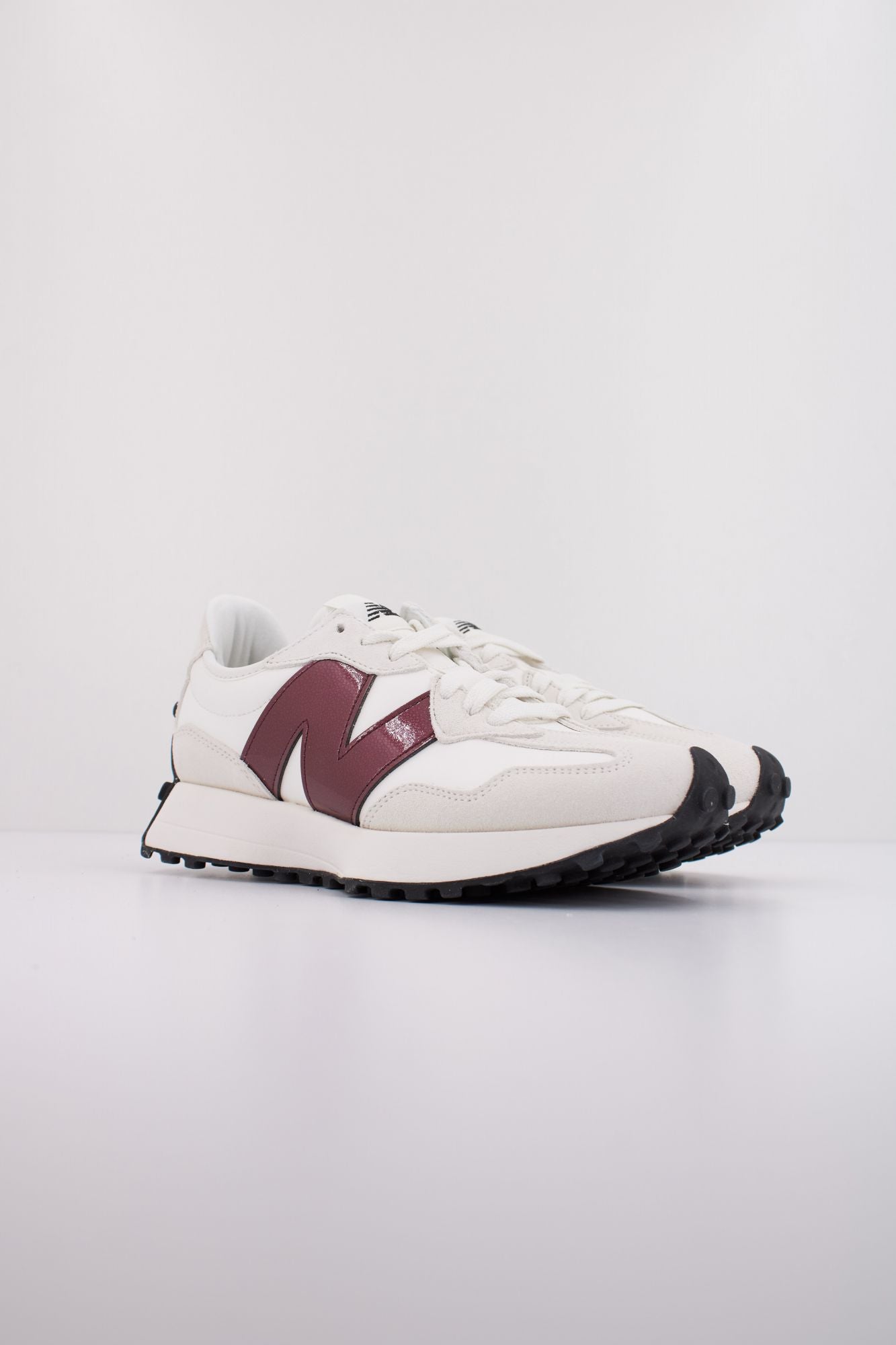 NEW BALANCE WS327 en color BLANCO (2)