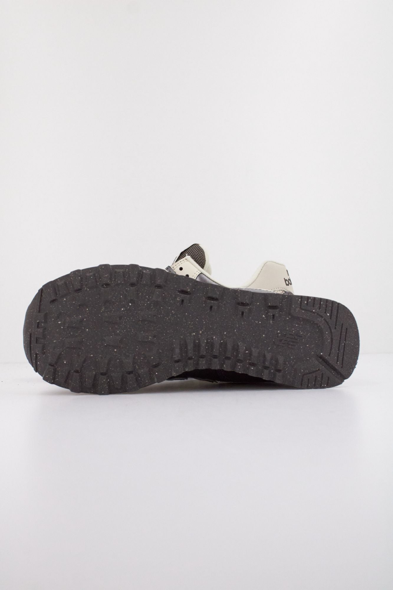 NEW BALANCE WL574 en color GRIS (5)