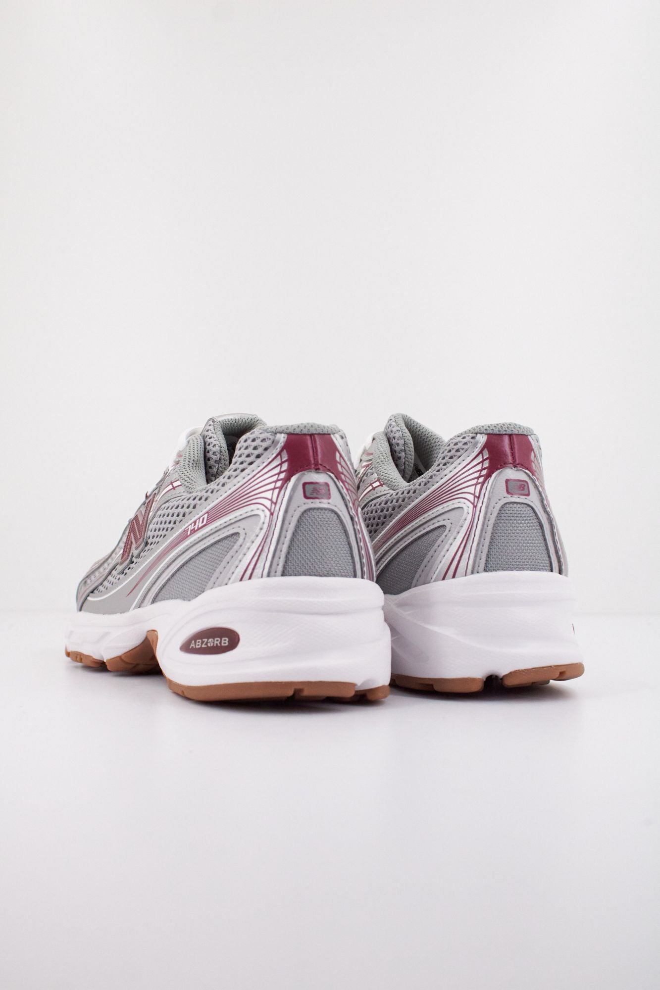 NEW BALANCE U740 MS2 en color GRIS (4)