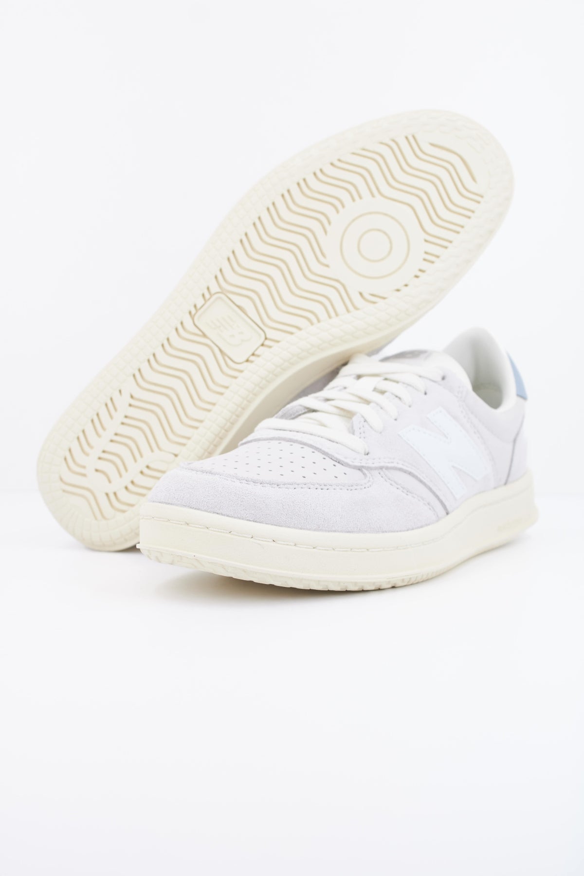 NEW BALANCE CT500 en color BEIS (5)