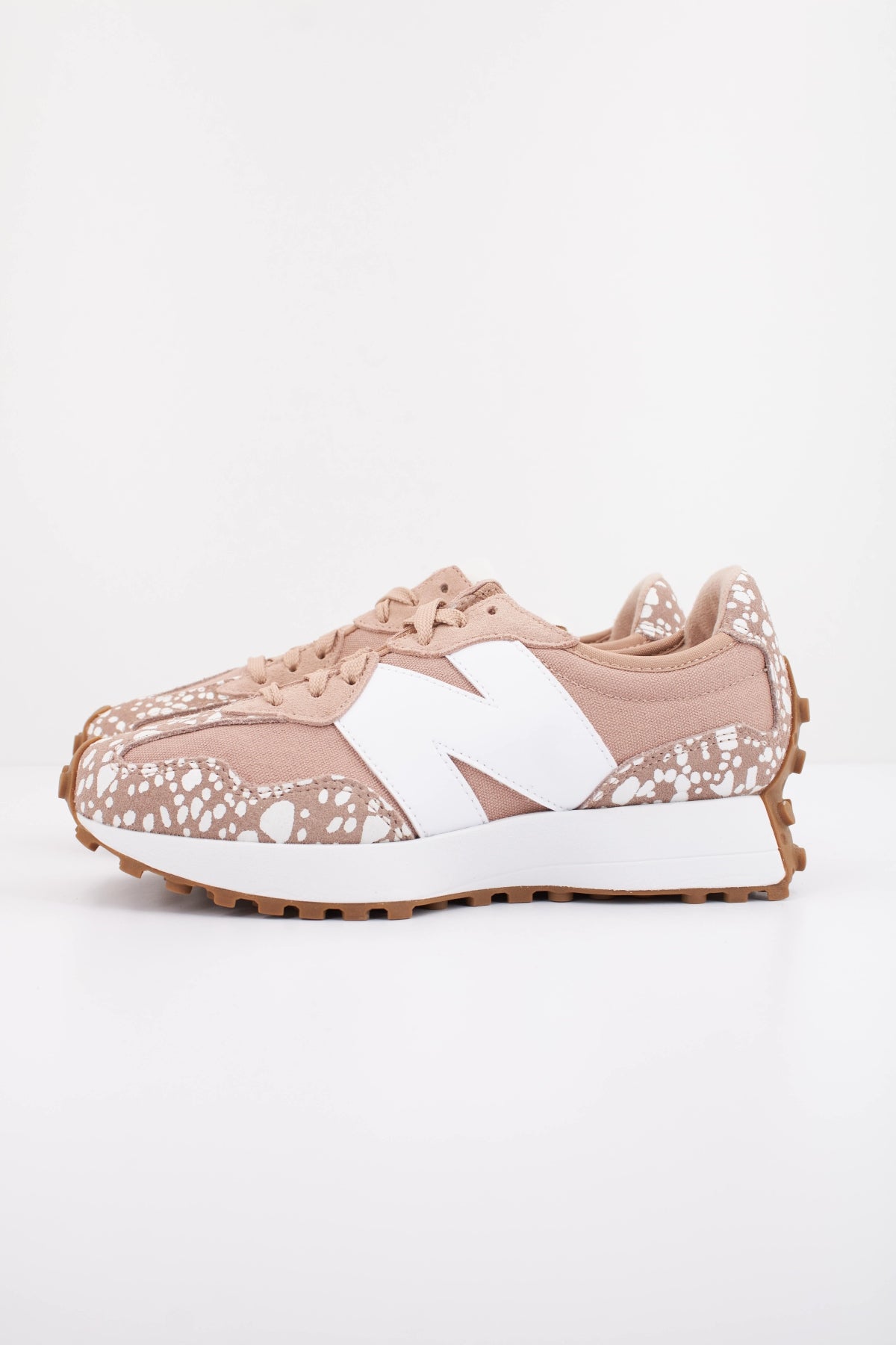 NEW BALANCE W327 en color ROSA (1)