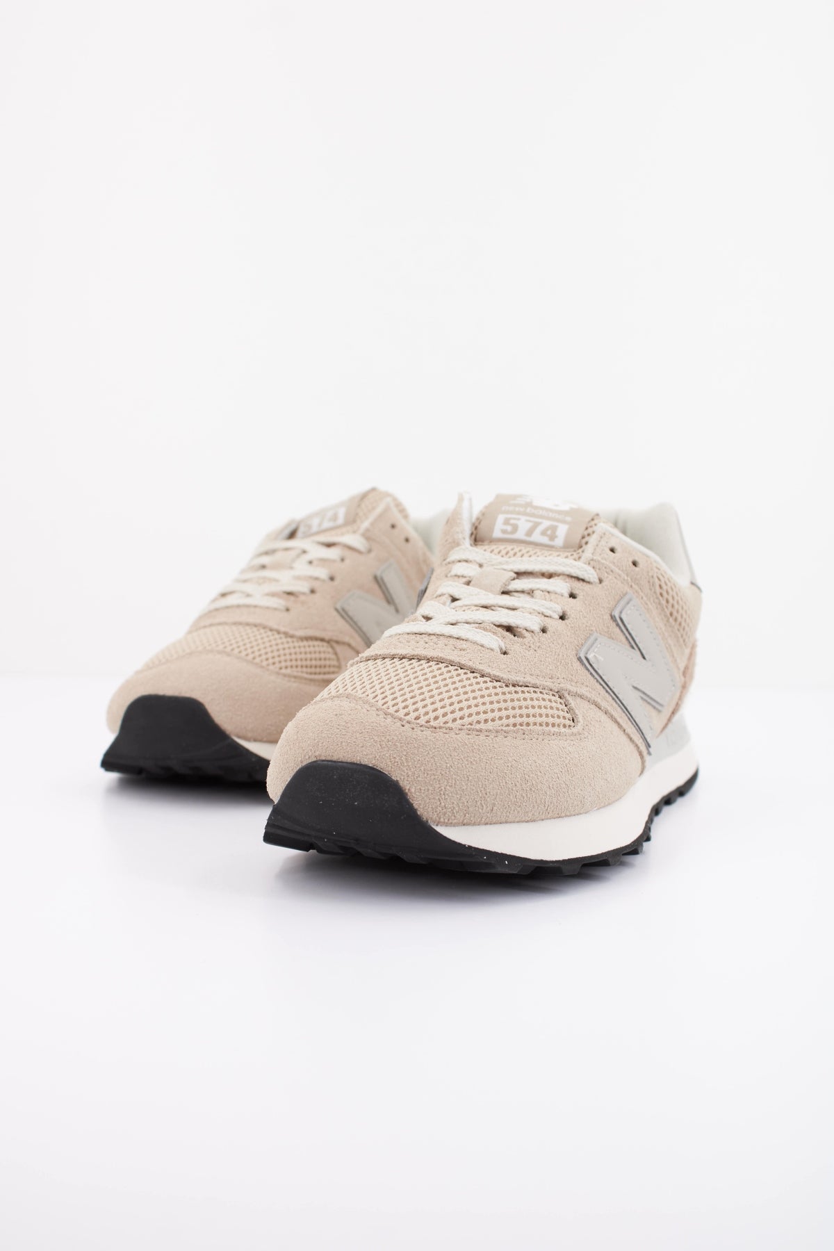 NEW BALANCE W574 en color MARRON CLARO (2)