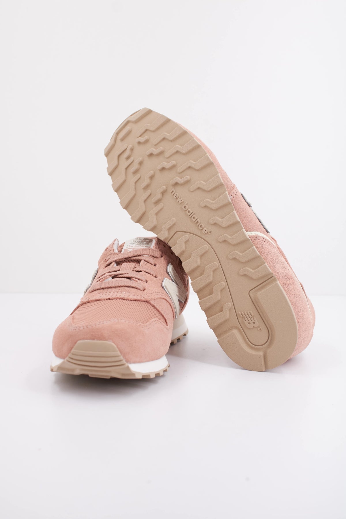 NEW BALANCE WL373 en color ROSA (5)