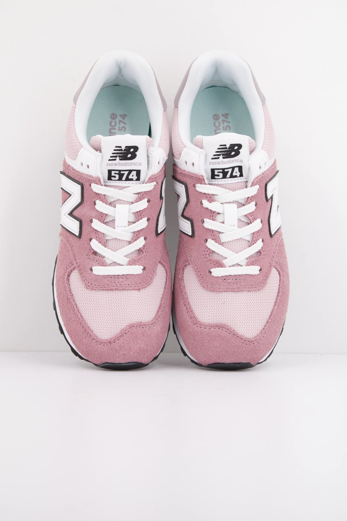 NEW BALANCE U574 en color ROSA (3)