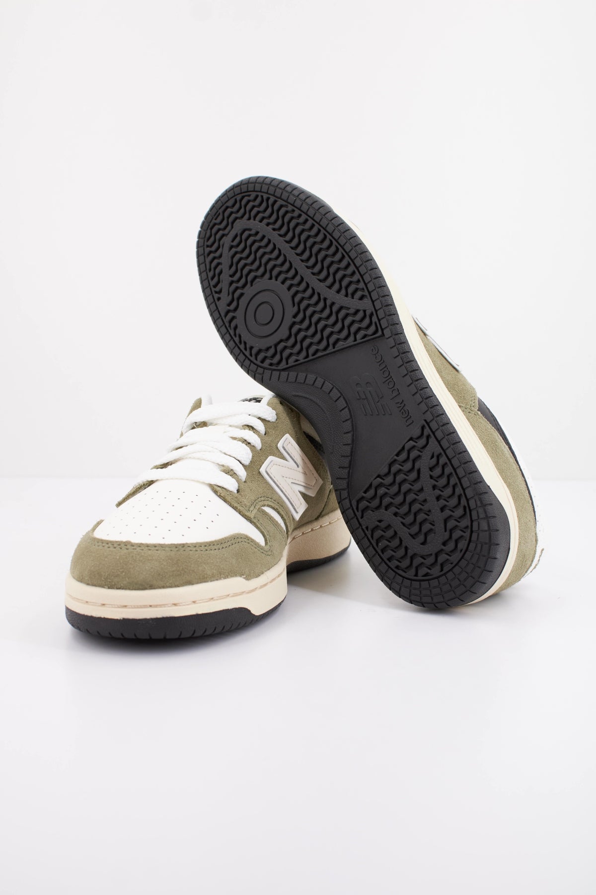 NEW BALANCE BB480 en color VERDE (5)