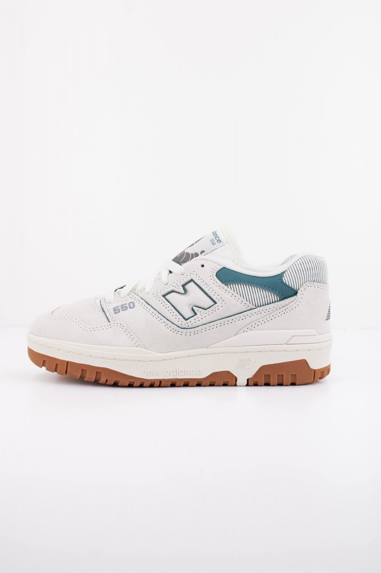 NEW BALANCE BBW550 SE en color BLANCO (1)