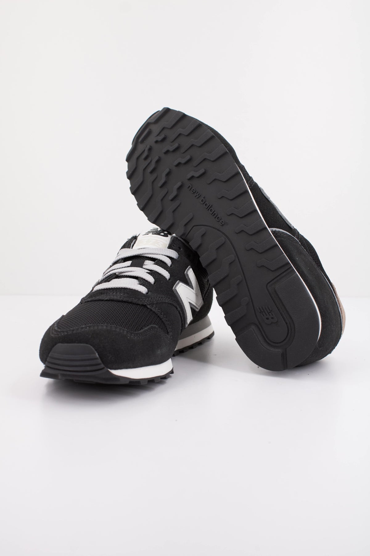 NEW BALANCE ML373 XB2 en color NEGRO (5)