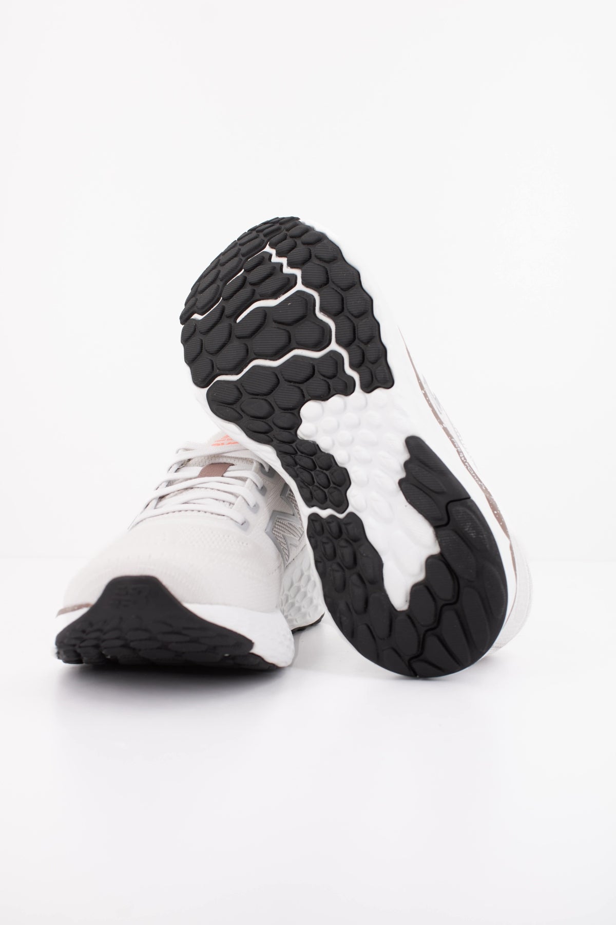 NEW BALANCE WEVOZ RE4 en color BLANCO (5)
