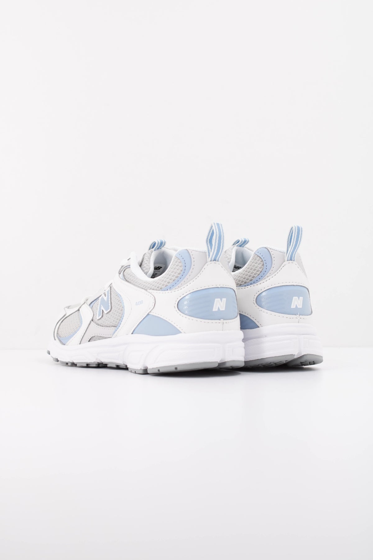 NEW BALANCE W4082 K8 DEPORTIVO en color GRIS (4)