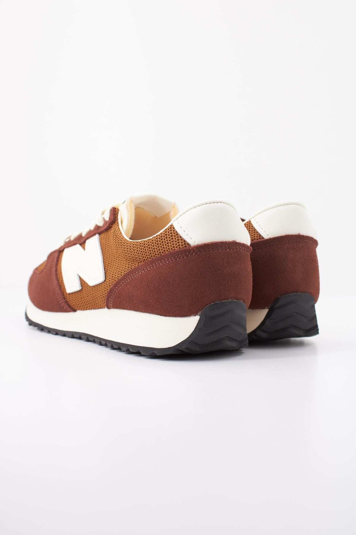NEW BALANCE U471 3G5 DEPORTIVO en color MARRON (4)