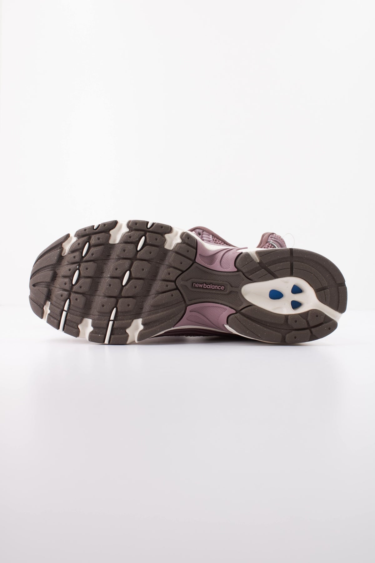 NEW BALANCE 530 U530COA en color VIOLETA (5)