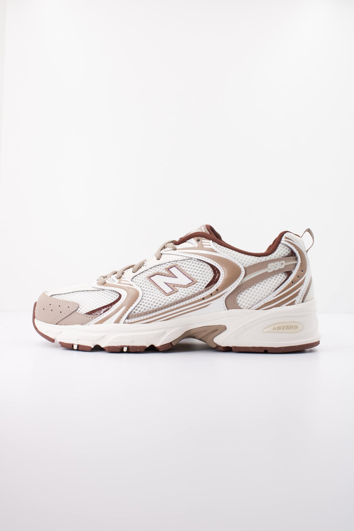 NEW BALANCE U530 COB DEPORTIVO en color BEIS (1)