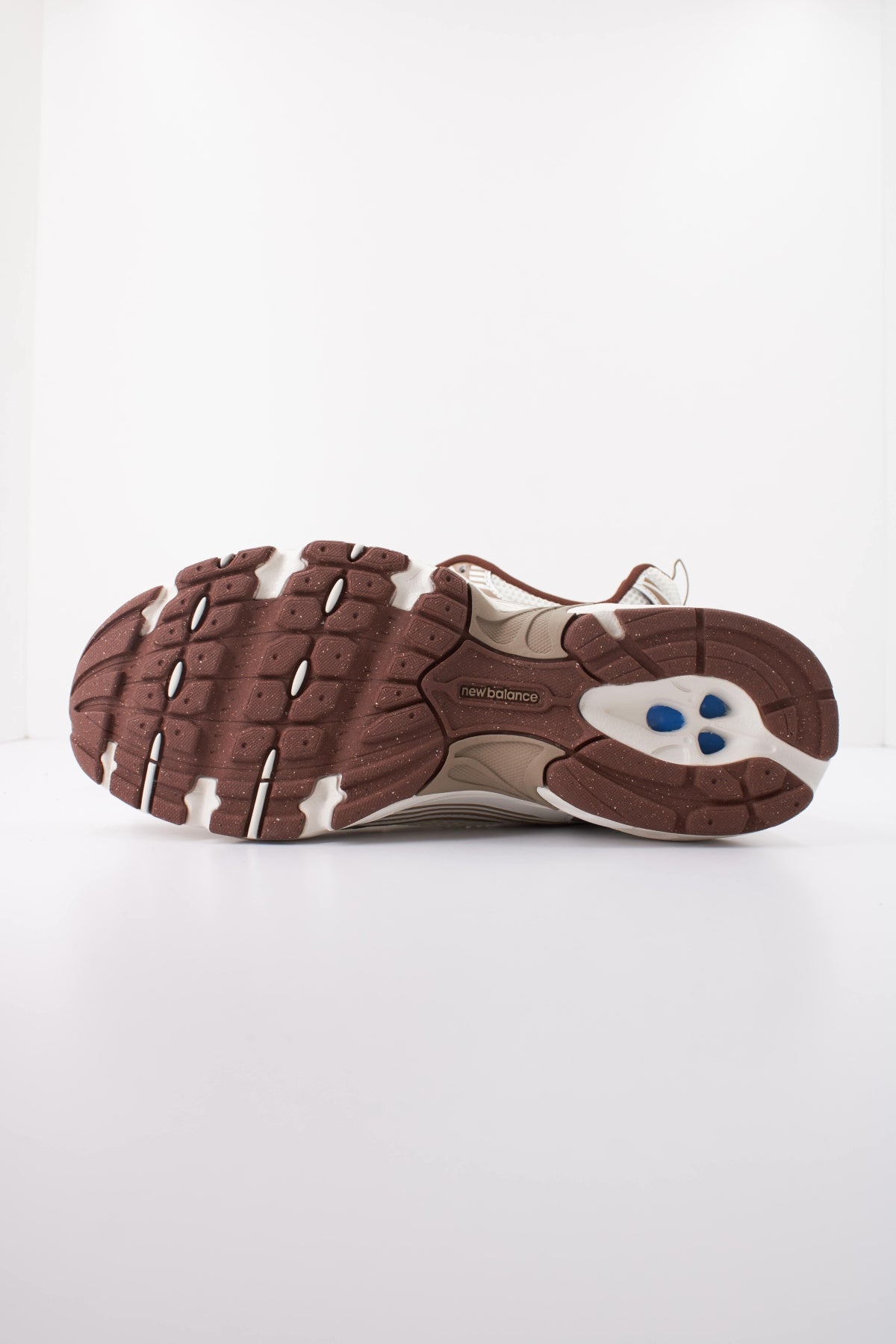 NEW BALANCE 530 U530COB en color BEIS (5)