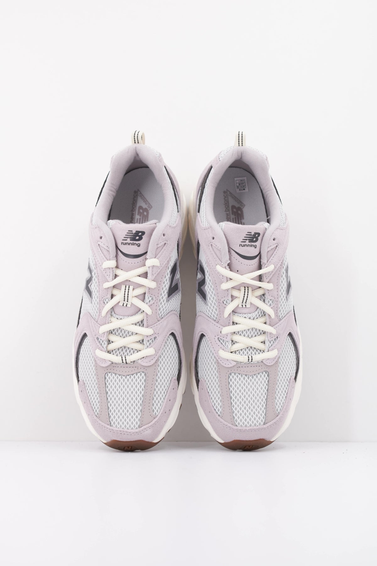 NEW BALANCE U530 SCB DEPORTIVO en color GRIS (3)