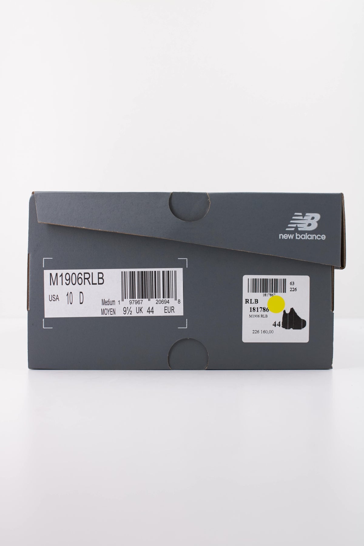 NEW BALANCE M1906 en color NEGRO (6)