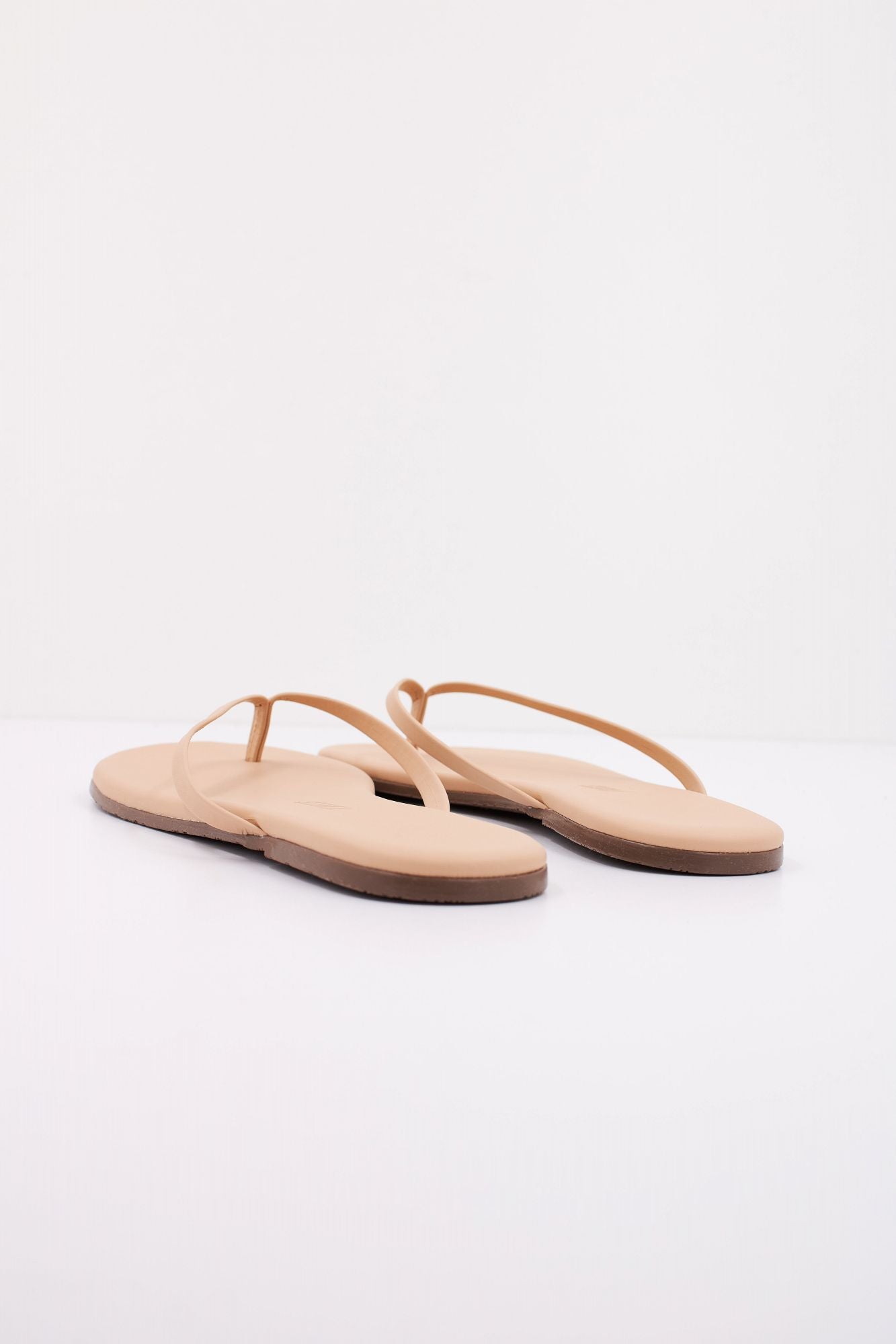 TKEES TKEFOUNDATIONS en color BEIS (4)