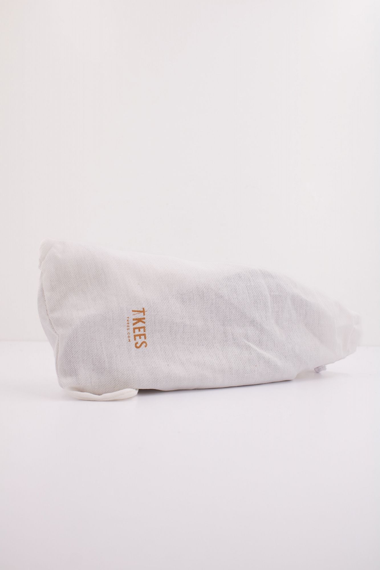 TKEES LILY METALLICS en color ORO (6)