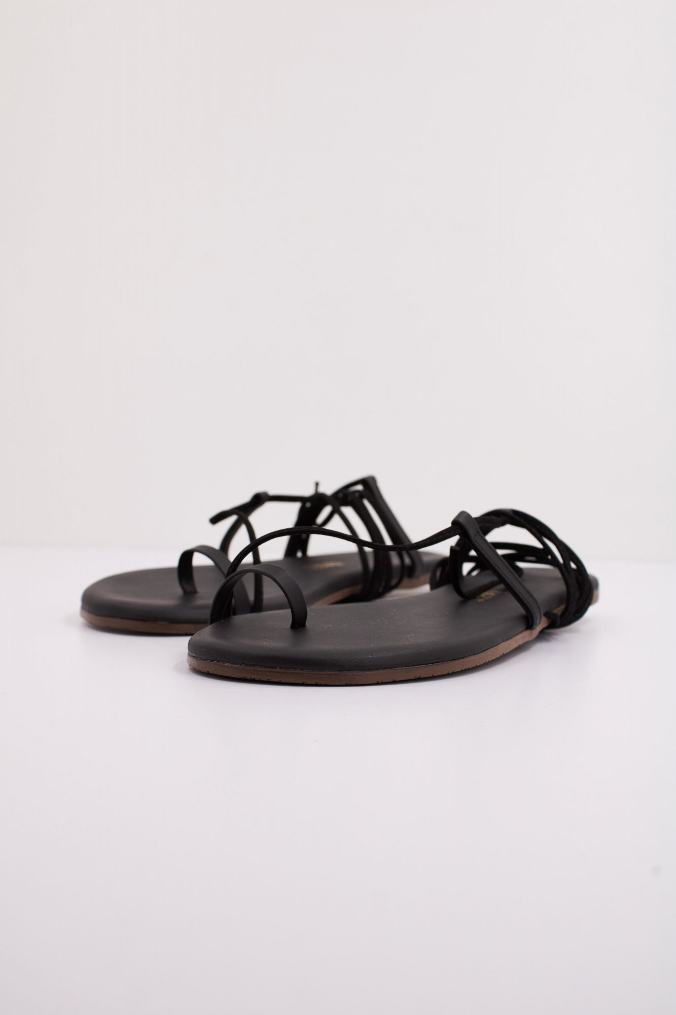 TKEES TKEJO en color NEGRO (2)