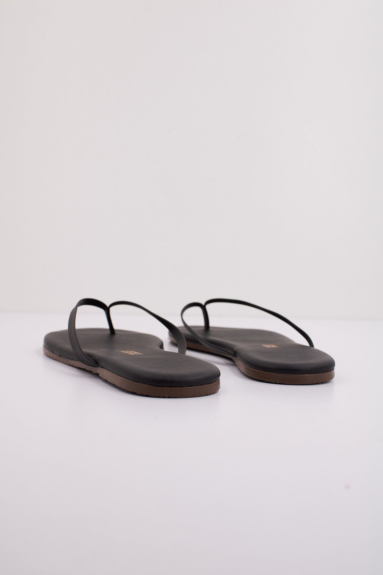 TKEES TKELINERS en color NEGRO (4)