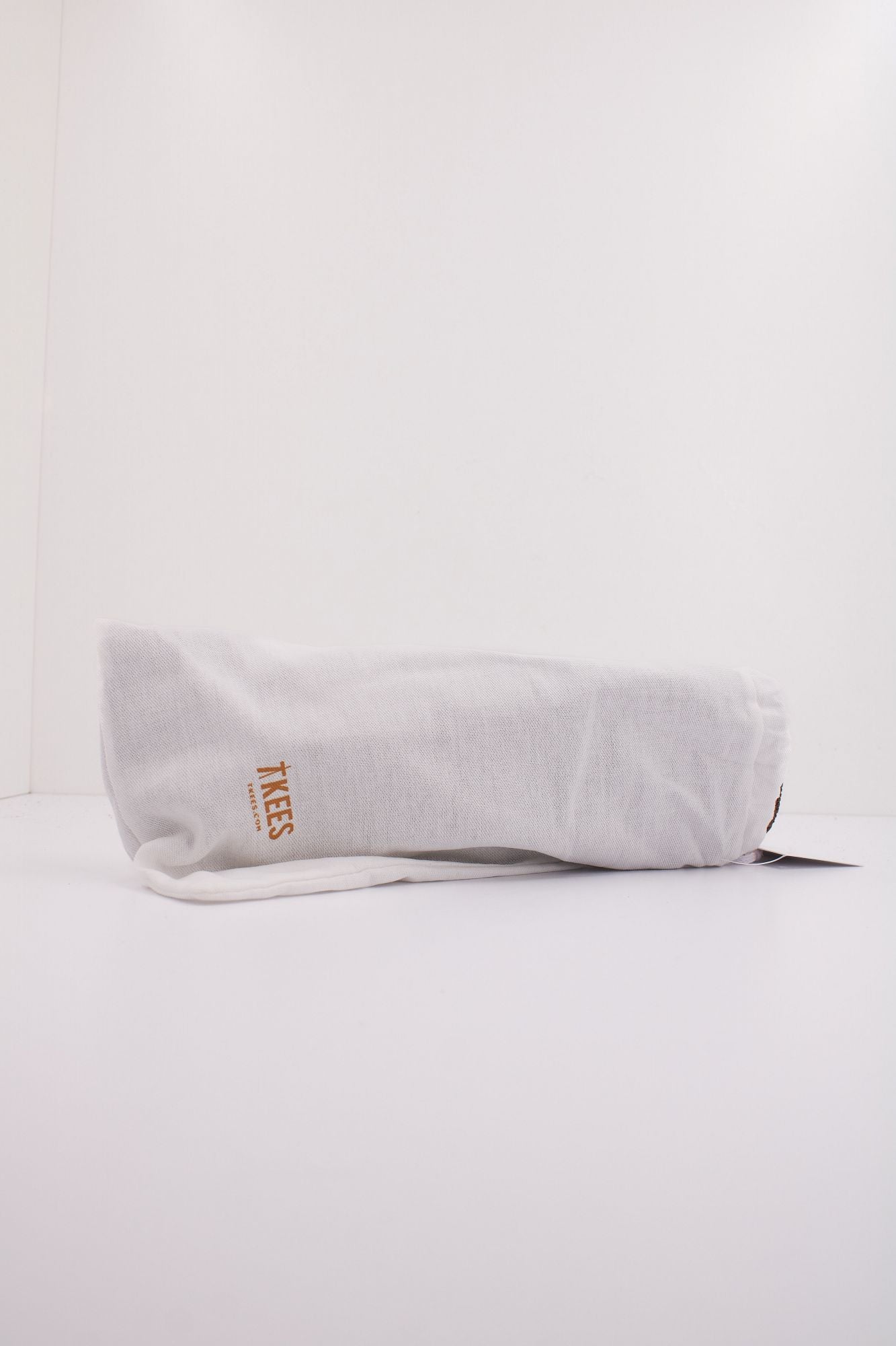 TKEES TKESQUARE TOE en color NEGRO (6)