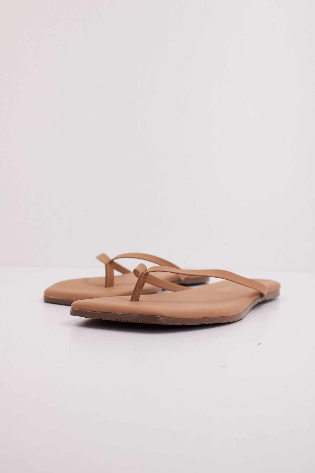 TKEES TKESQUARE TOE en color MARRON (2)