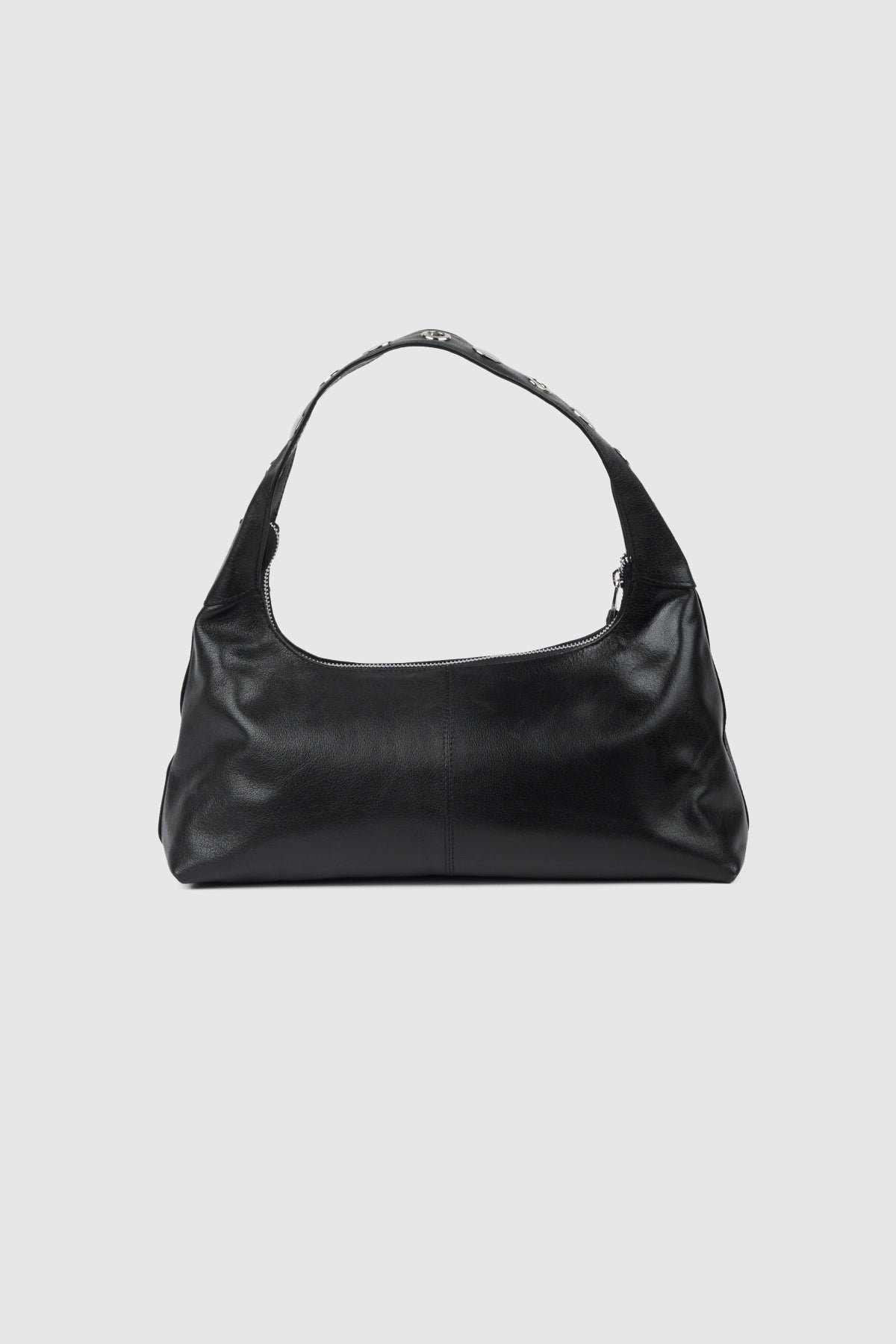 NUNOO LARGE DANDY STUDS MOUNTAIN en color NEGRO (2)