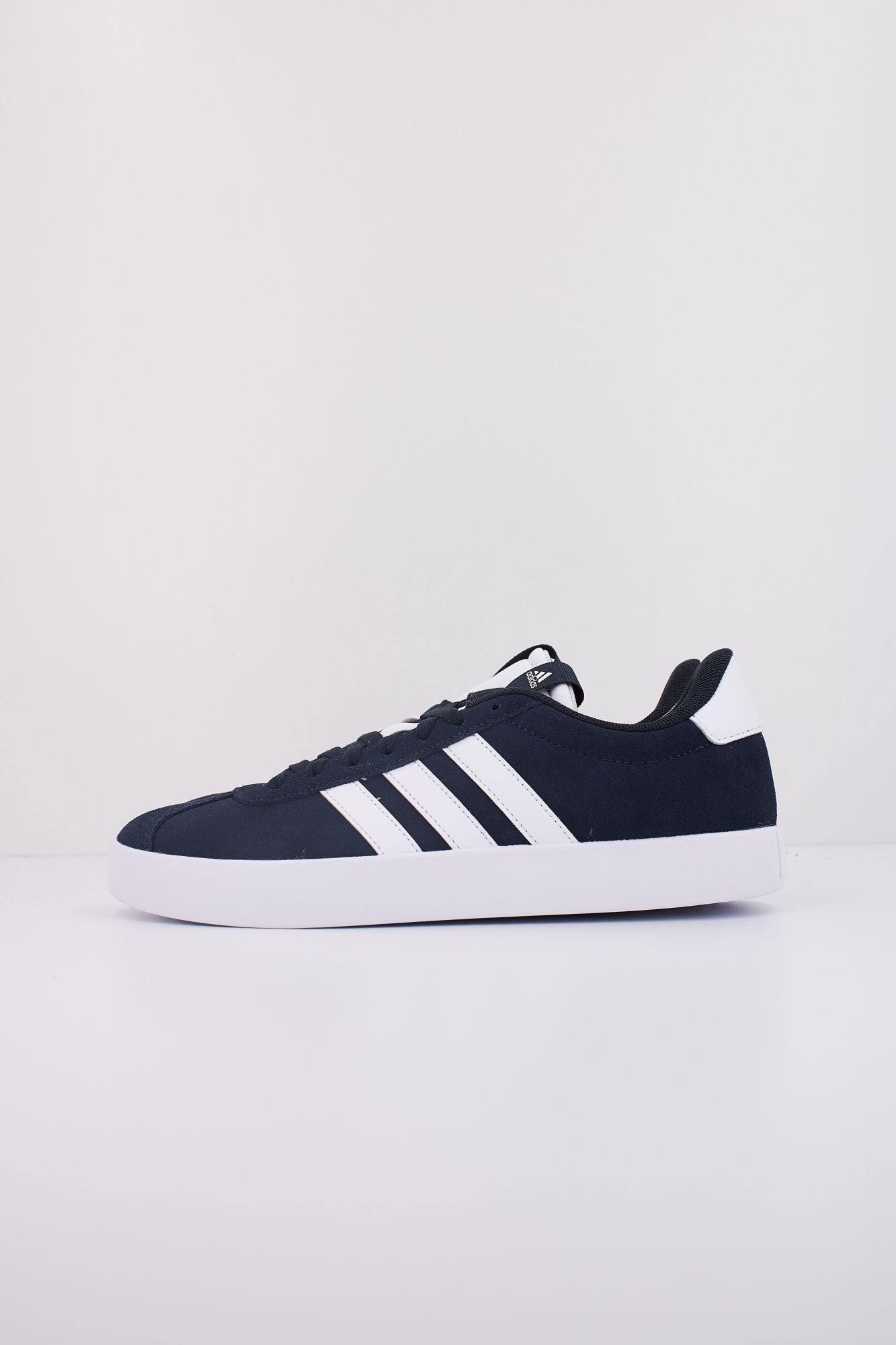 ADIDAS VL COURT 3.0 en color AZUL (1)