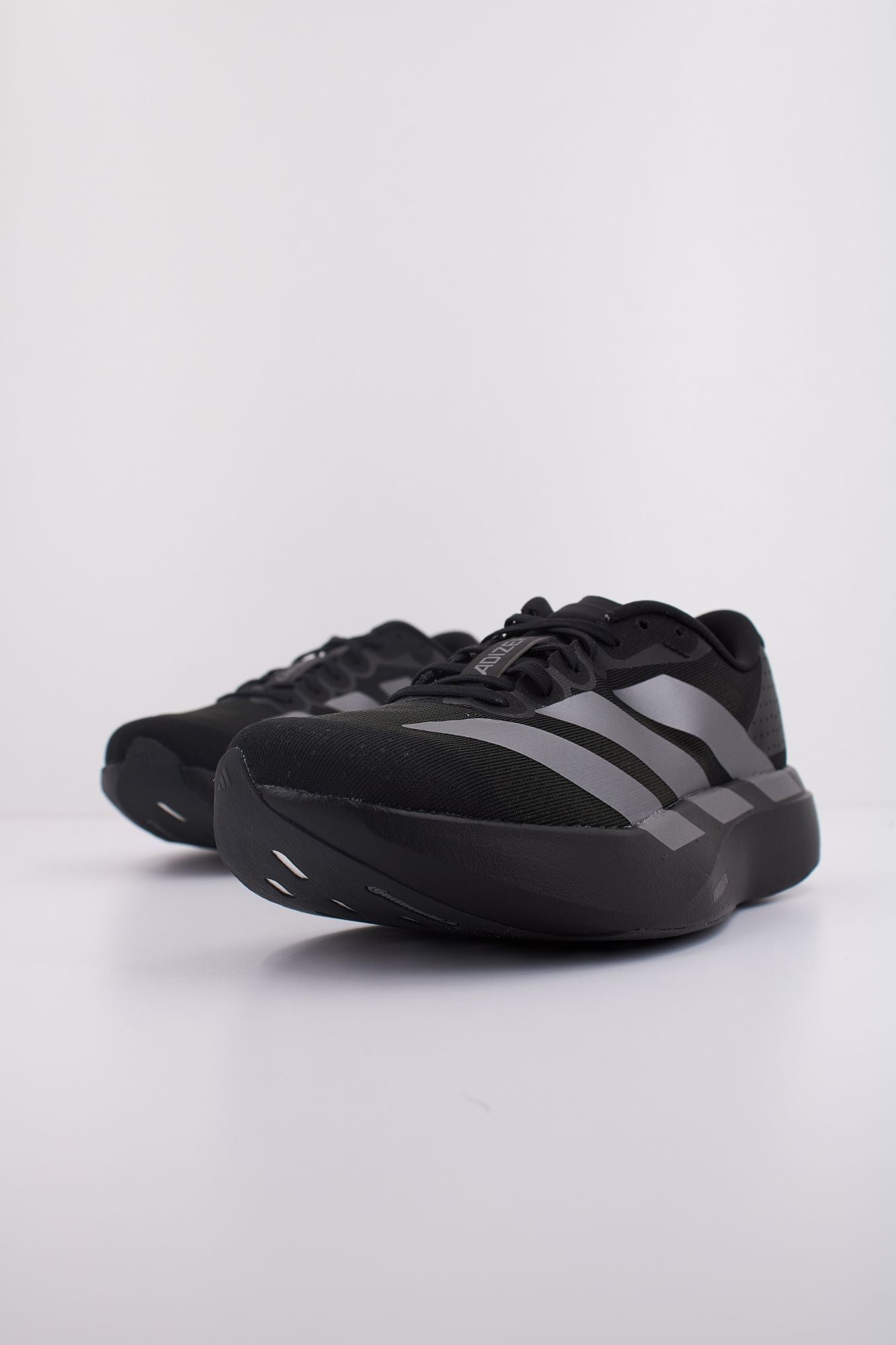 ADIDAS ADIZERO EVO SL W en color NEGRO (2)