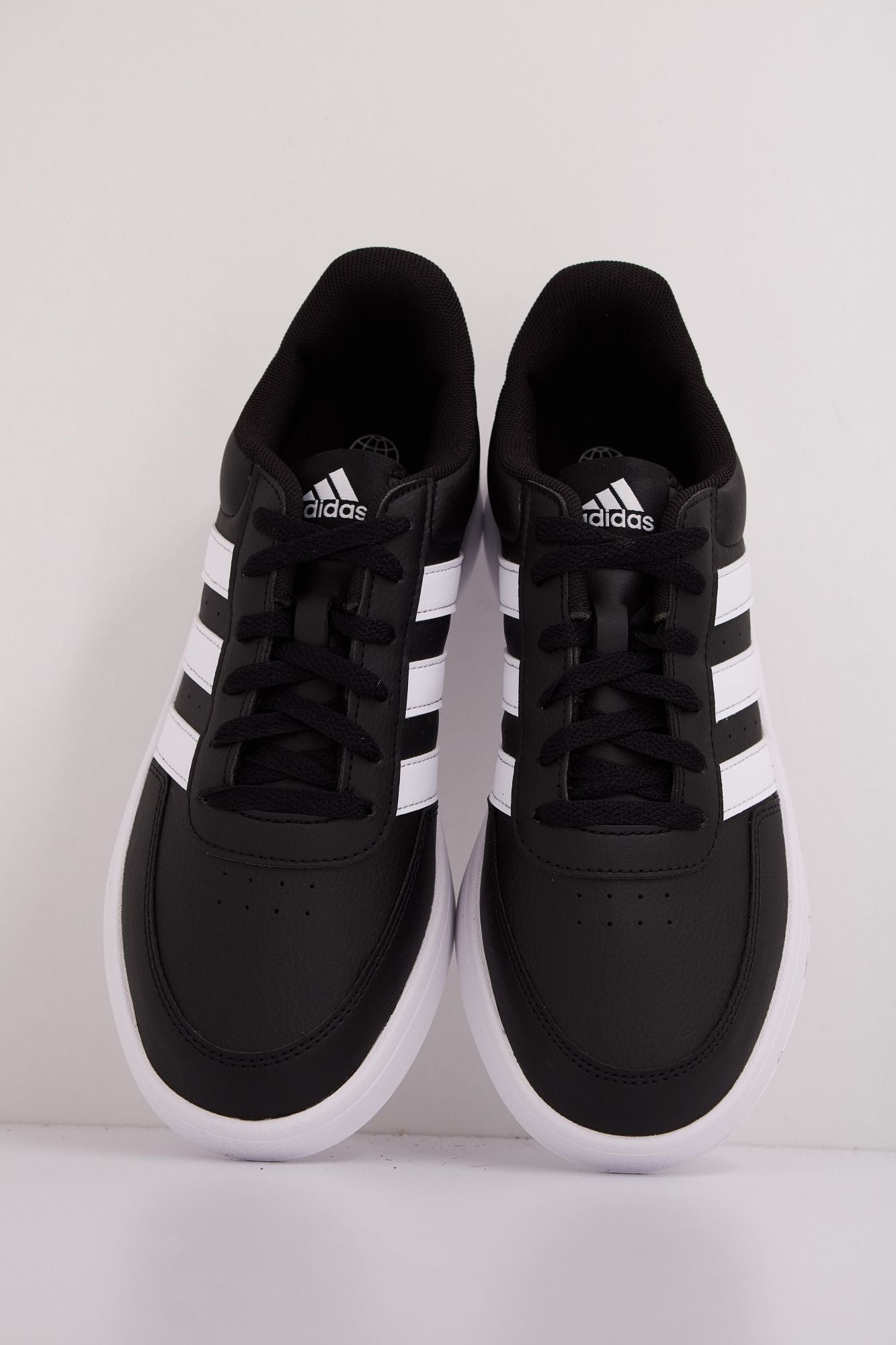ADIDAS BREAKNET 2.0 en color NEGRO (3)