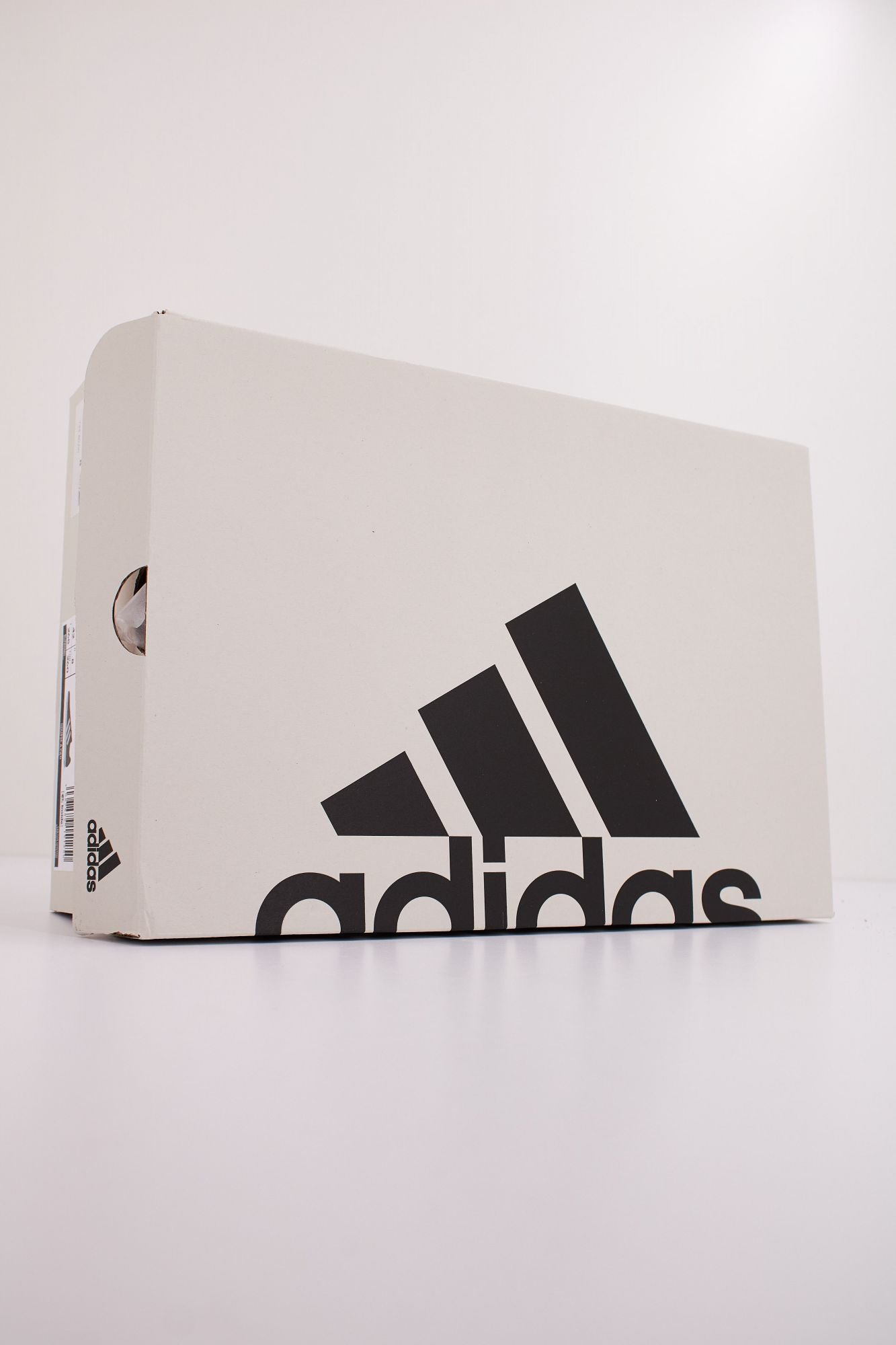 ADIDAS RUN 60s 3.0 en color NEGRO (6)