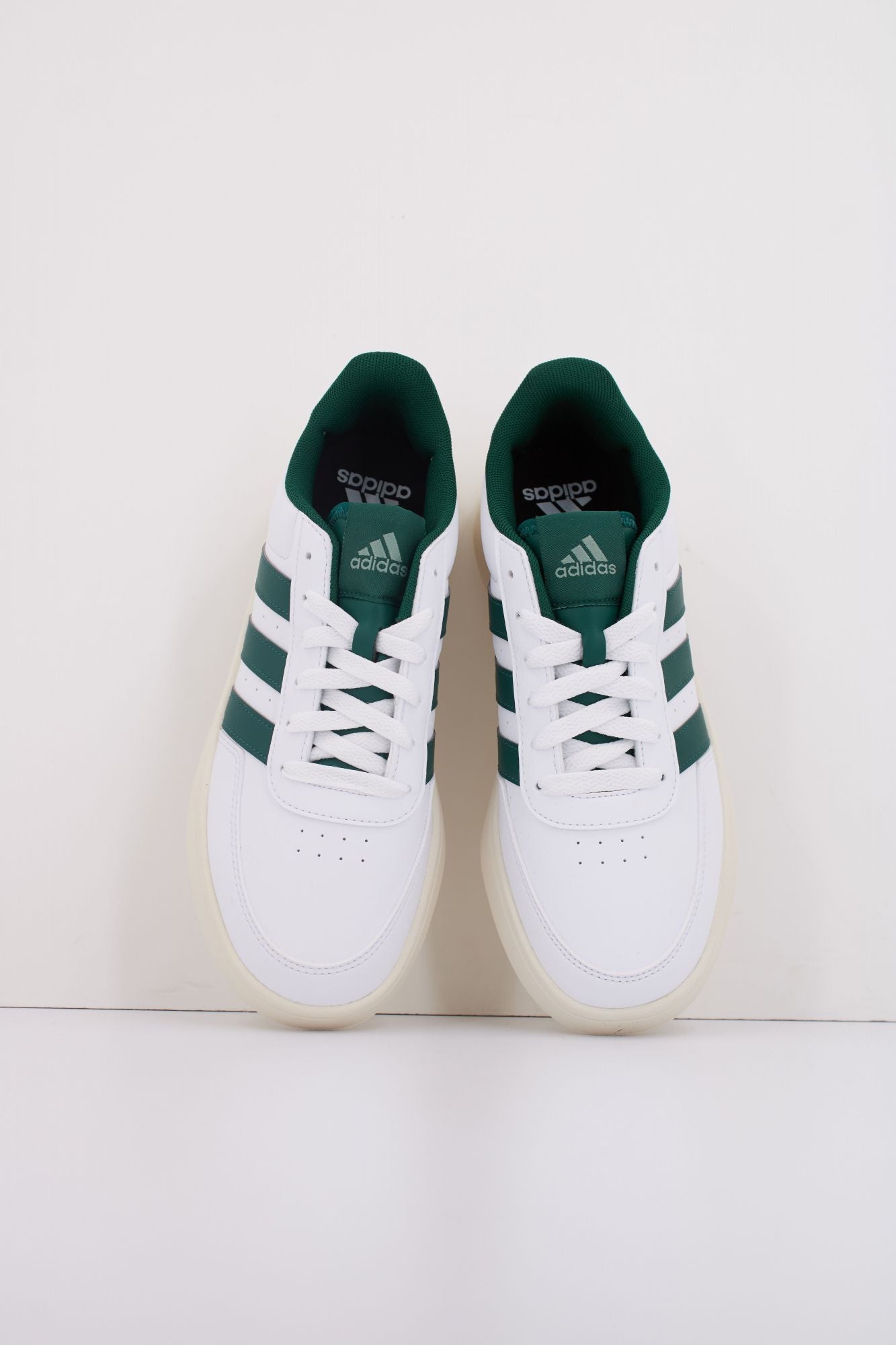 ADIDAS BREAKNET 2.0 en color BLANCO (3)