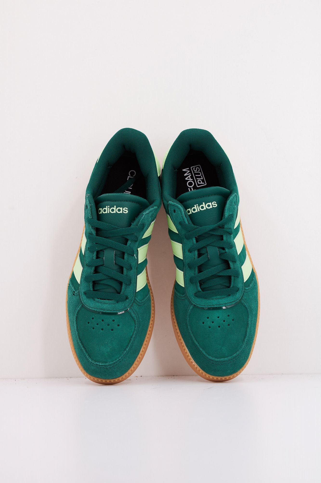 ADIDAS BREAKNET SLEEK en color VERDE (3)