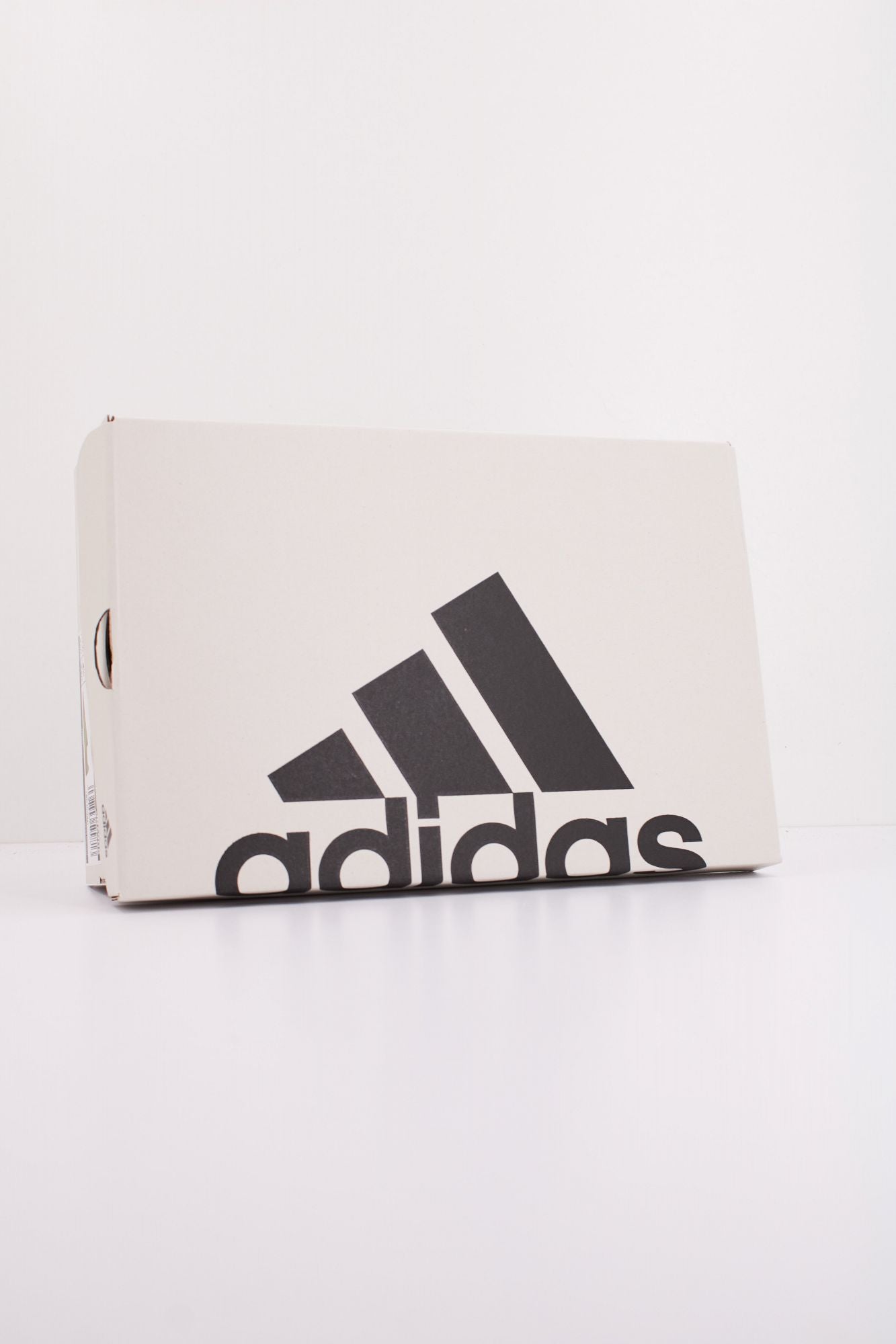 ADIDAS BREAKNET SLEEK en color VERDE (6)