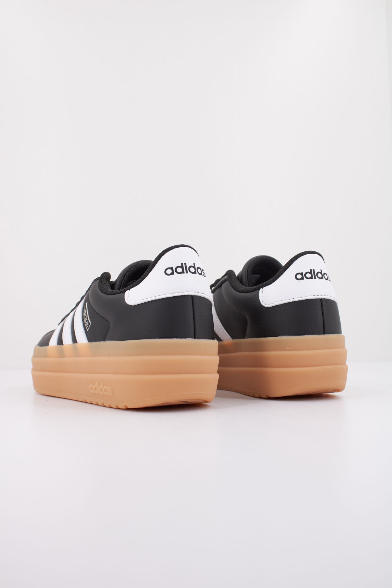ADIDAS VL COURT BOLD en color NEGRO (4)