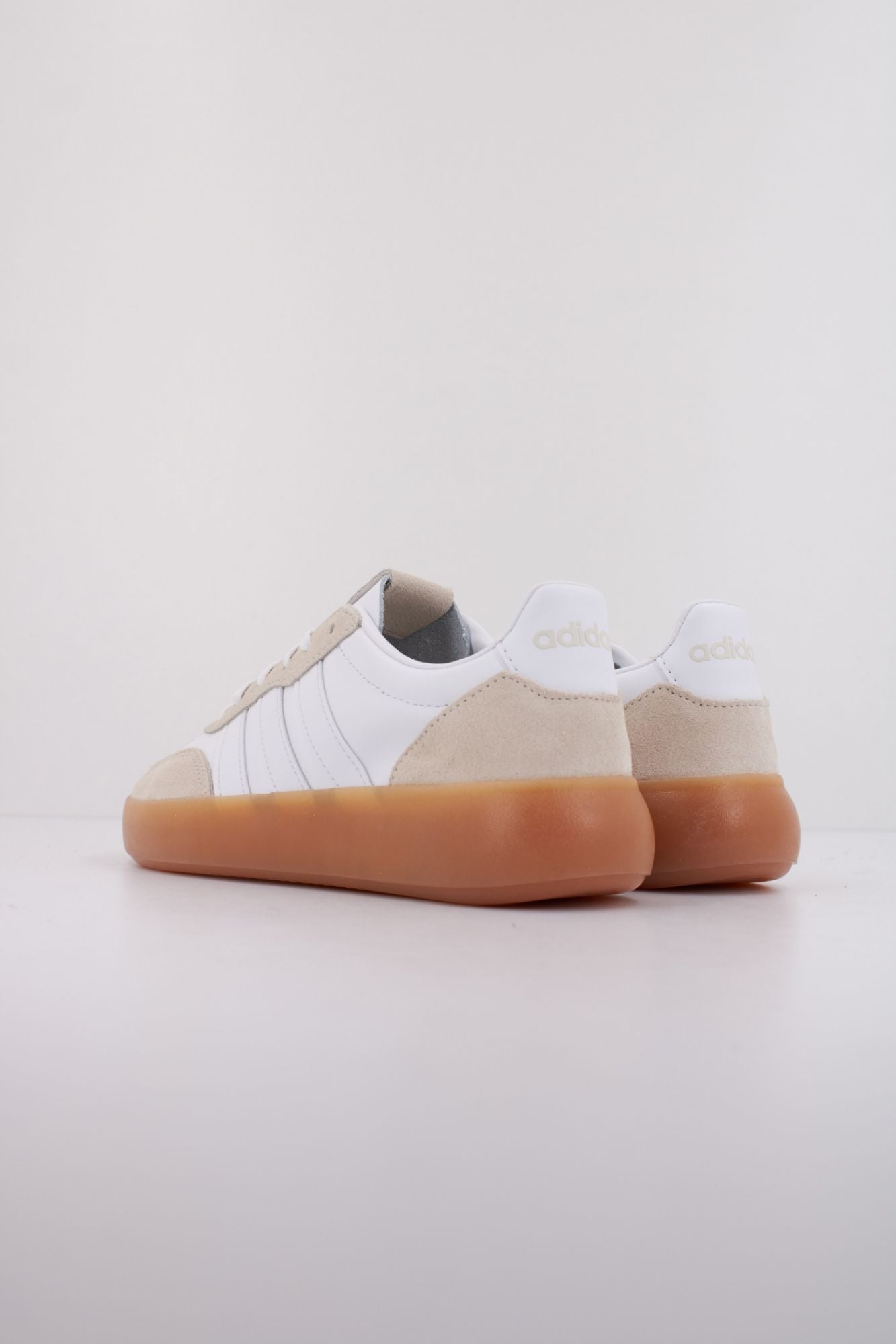 ADIDAS BARREDA DECODE LUX en color BLANCO (4)